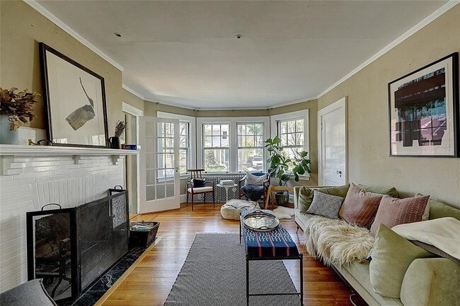 Building Photo - 17 Luzon Ave