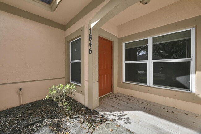 Building Photo - 1846 Pelican Dr