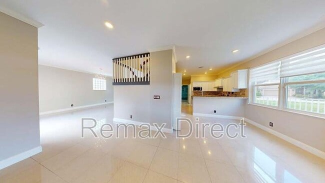 Building Photo - 113 Canterbury Pl