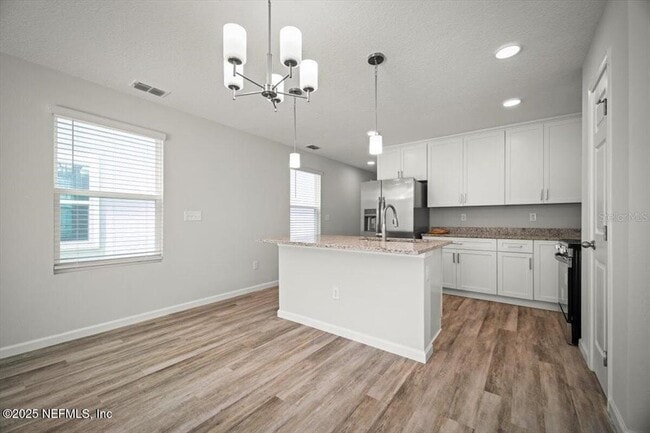 Building Photo - 8192 Dandy Ave