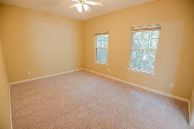 Building Photo - 2116 Bullocks Run Rd