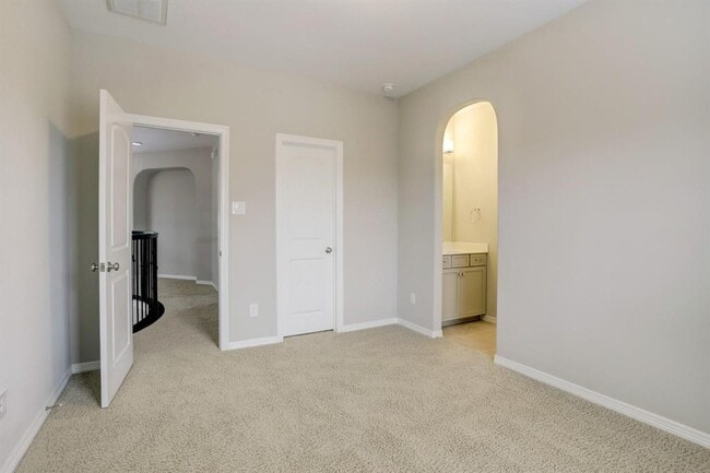 Building Photo - 17322 Legend Creek Ct