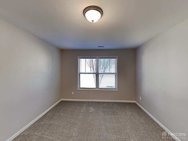 Building Photo - 74 Walnut Creek Ct