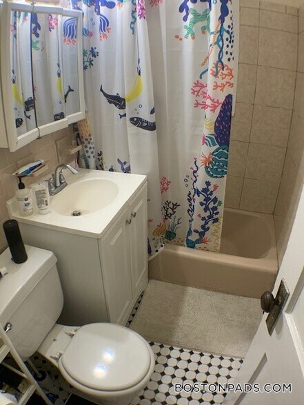 Building Photo - 238 S Huntington Ave