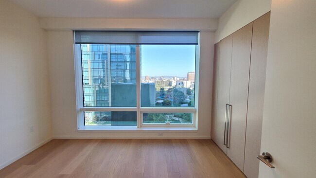 Building Photo - 877 Francisco St