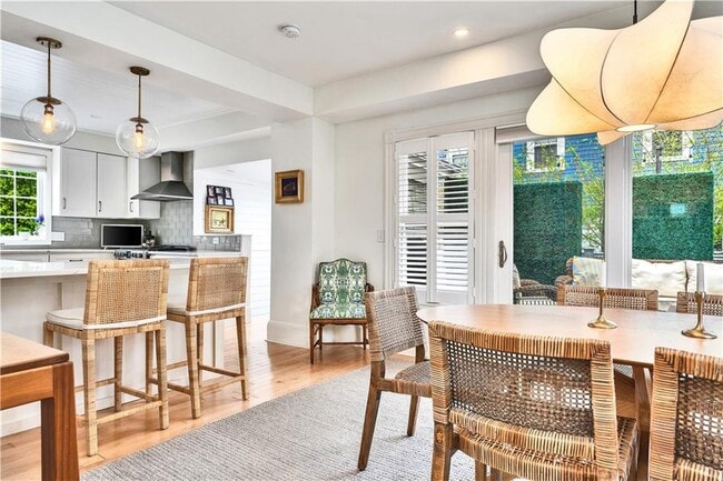 Building Photo - 12 Observatory Ave