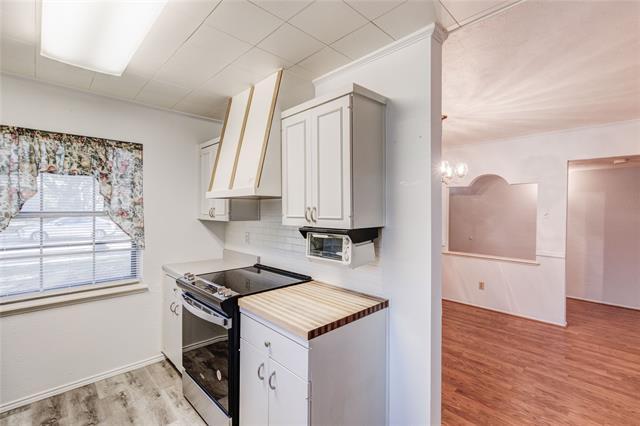 Building Photo - 2935 Rolling Hills Dr