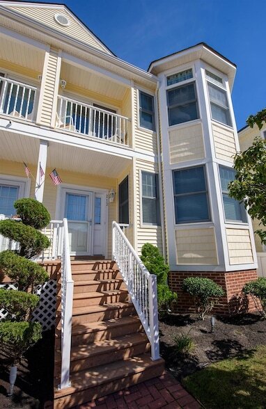 Building Photo - 213 N Jefferson Ave