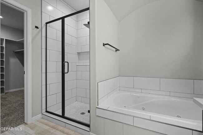 Building Photo - 13440 Emerald Ranch Ln