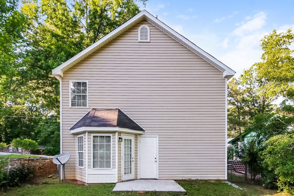 Building Photo - 4408 Jacobs Dr SW