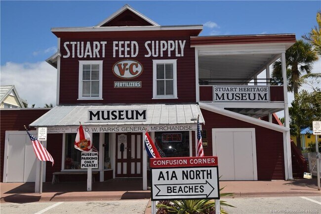 Building Photo - 120 SW 5th St