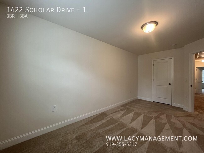 Building Photo - 1422 Scholar Dr