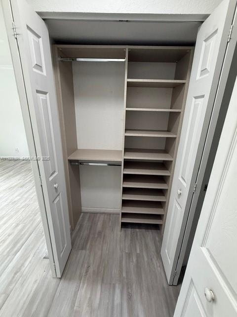 Building Photo - 3872 Tree Top Dr