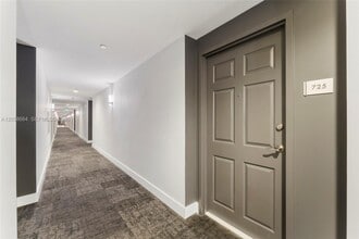 Building Photo - 140 S Dixie Hwy