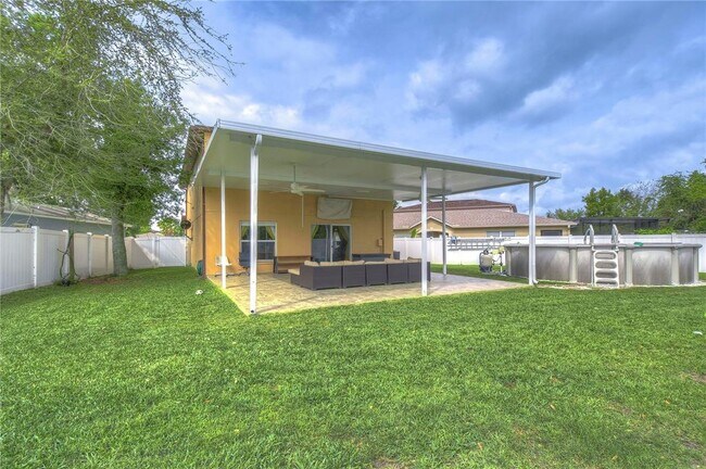 Building Photo - 17455 Garden Heath Ct