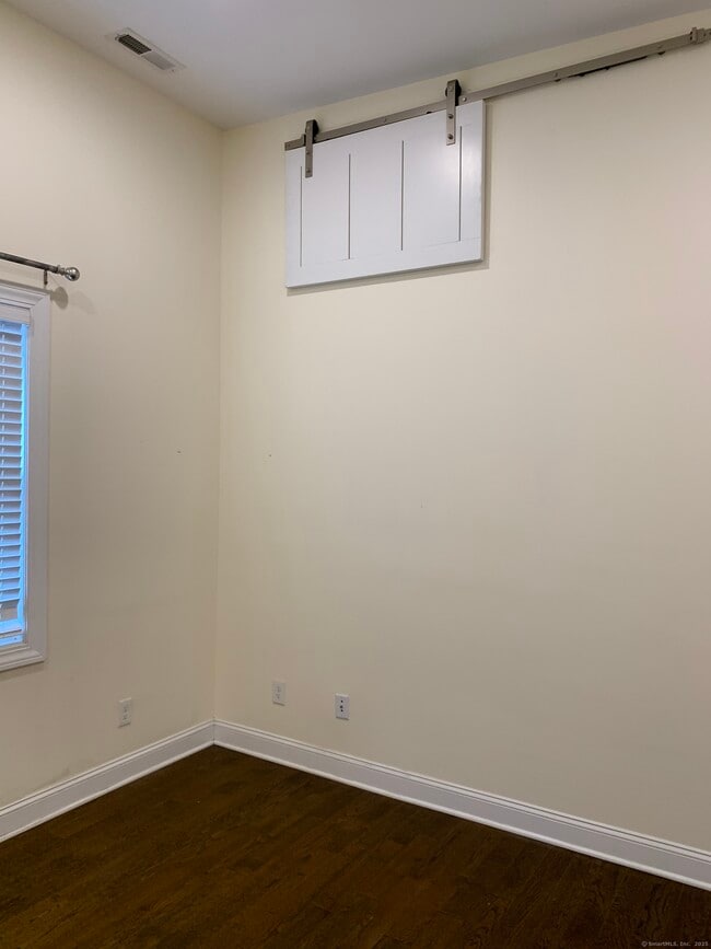 Building Photo - 66 Cedar St