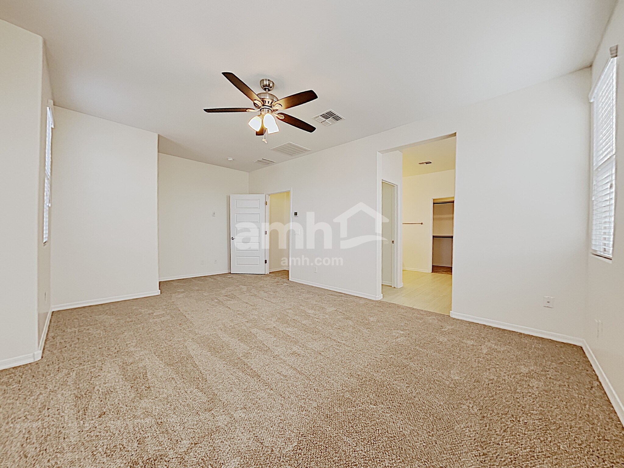 Building Photo - 2264 S Osborn Ln