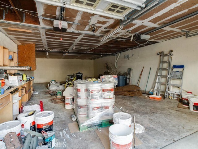 Building Photo - 834 15th St