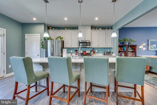 Building Photo - 2705 Evansgreen Dr