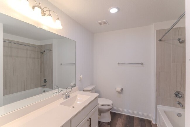 Building Photo - 17116 Coneflower Pl