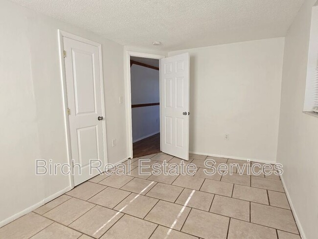 Building Photo - 3136 Elkridge Dr