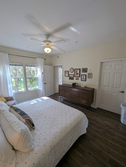 Building Photo - 5133 SW 91 Ct