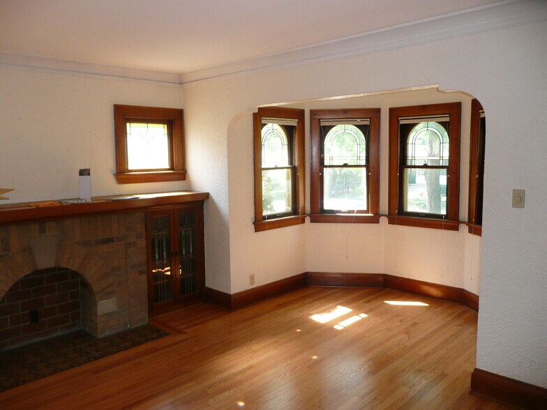 Building Photo - 3520 N Cramer St