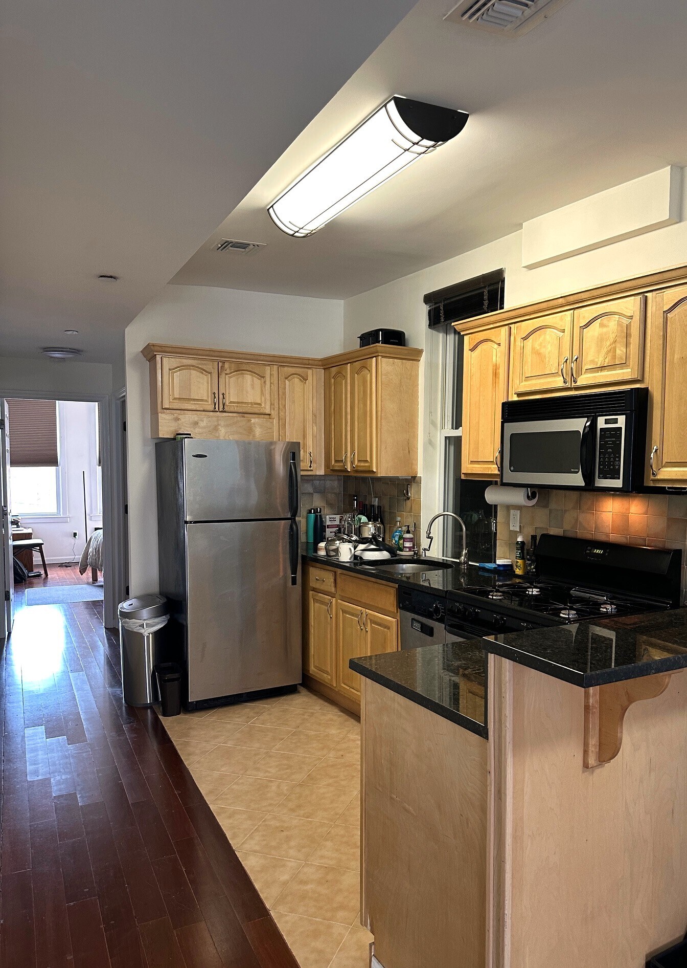 Building Photo - 395 2nd St