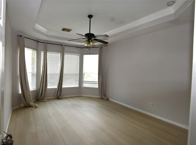 Building Photo - 6330 Bennington Springs Dr