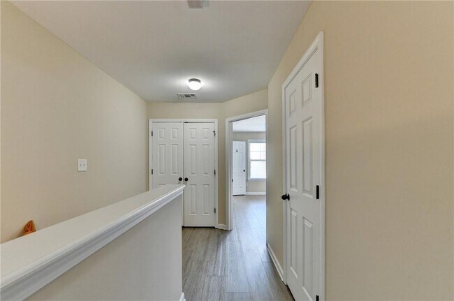 Building Photo - 4406 Village Field Place