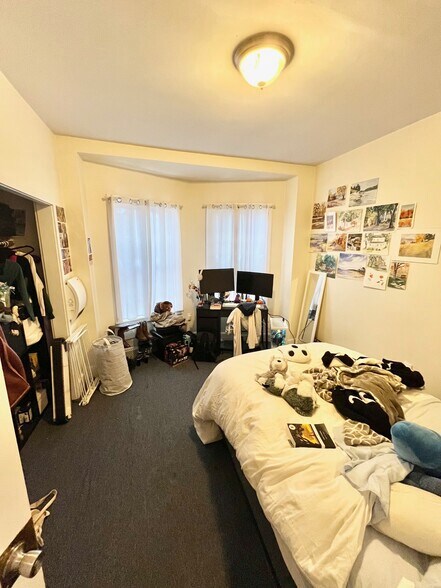 Building Photo - 616 Columbus Ave