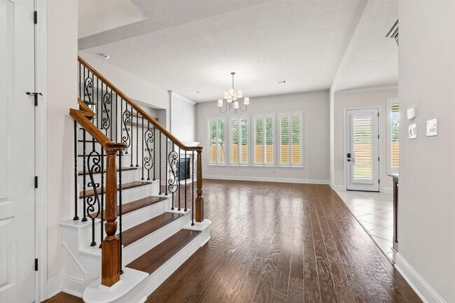 Building Photo - 18900 N Bee Cave Springs Cir