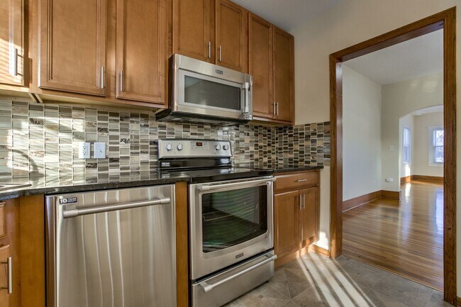 Building Photo - 4859 Calvert St