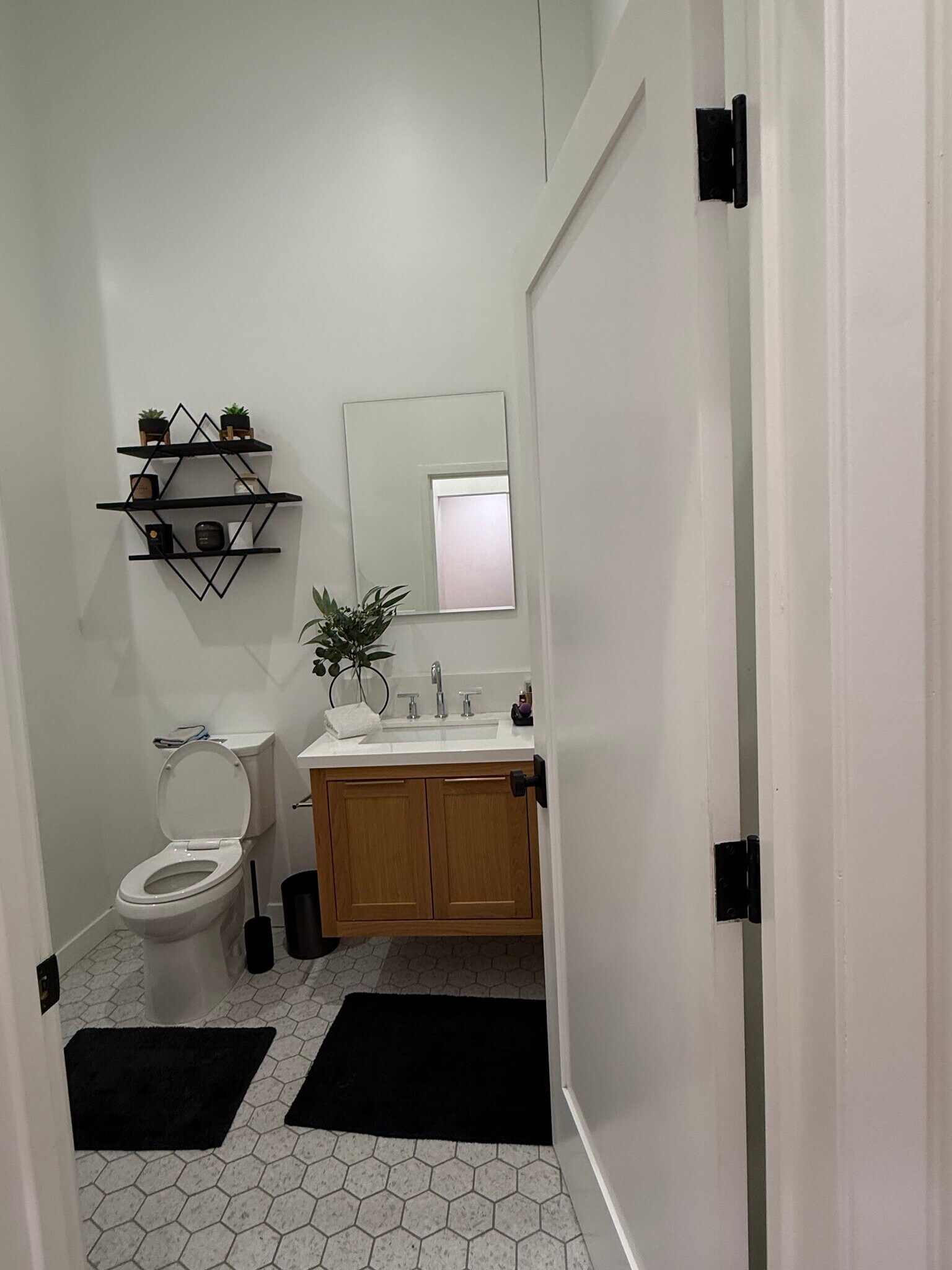 Building Photo - 4054 Jennings Dr