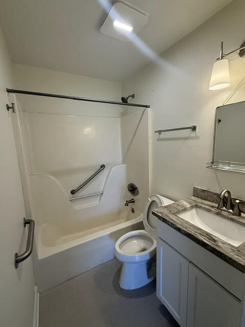 Building Photo - 10713 Plummer Cir