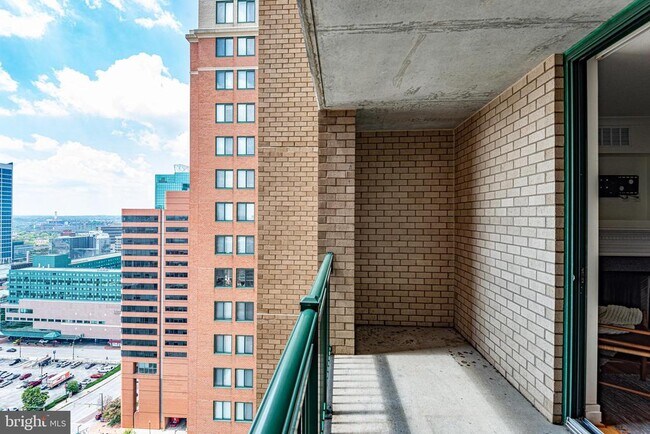 Building Photo - 414 Water St