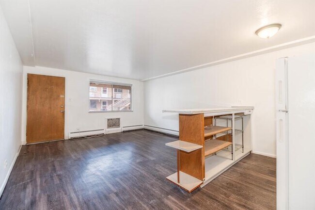 Building Photo - 5954 S Datura St