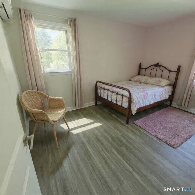 Building Photo - 27 Paper Mill Rd