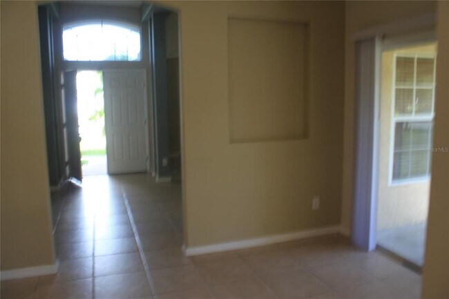 Building Photo - 3020 Eagle Crossing Dr