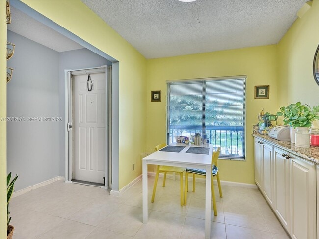 Building Photo - 10143 Mangrove Dr