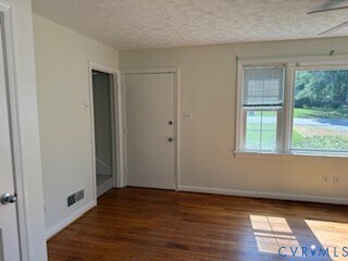 Building Photo - 1406 Myradare Dr