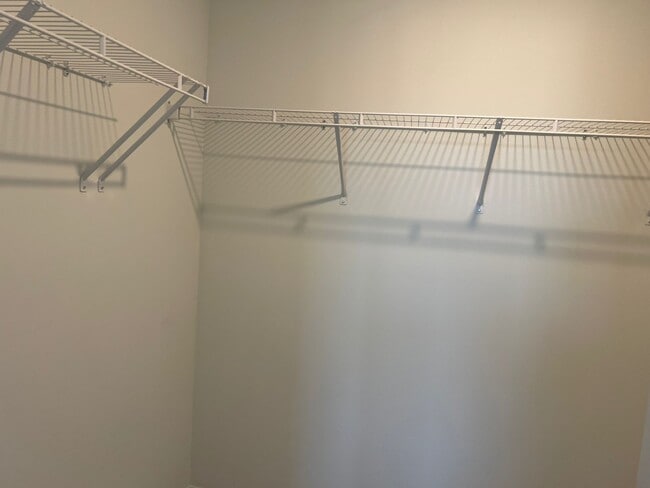 Building Photo - 1456 Jay Rd