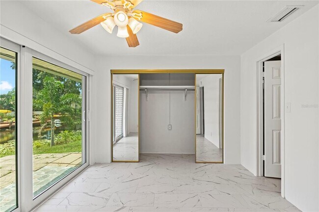Building Photo - 17511 Canal Shores Dr