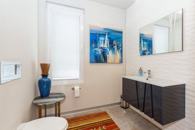 Building Photo - 96 Columbia Terrace