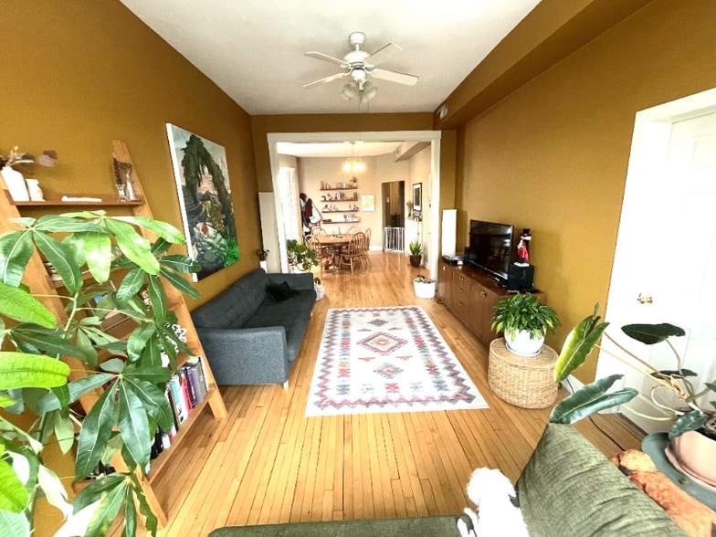 Building Photo - 3249 W Hirsch St