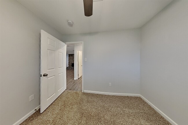 Building Photo - 4135 Lufborough Dr