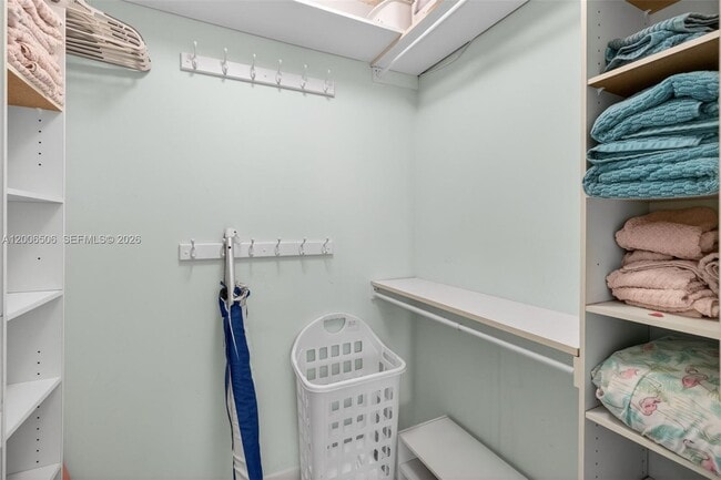 Building Photo - 1541 S Ocean Blvd