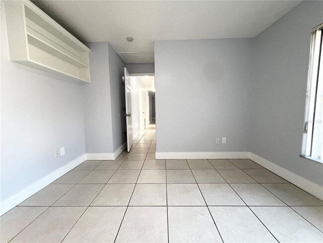 Building Photo - 11340 Cardiff Dr