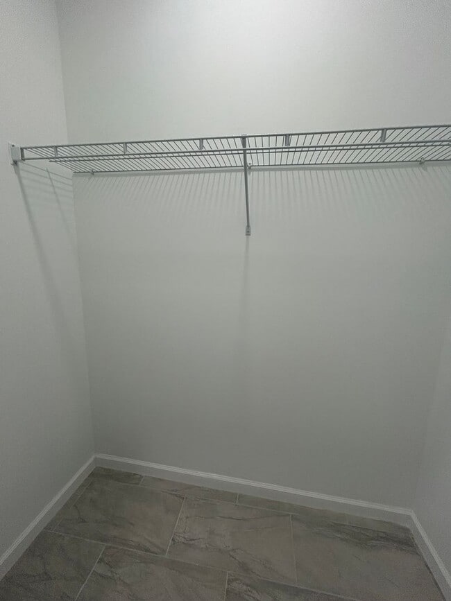 Building Photo - BRAND NEW Modern 4BR/2BA Home with Garage – Peaceful Lake Placid Retreat