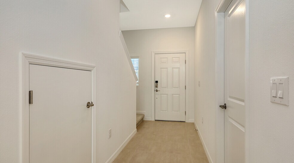Entrance - 9004 Driven Snow St
